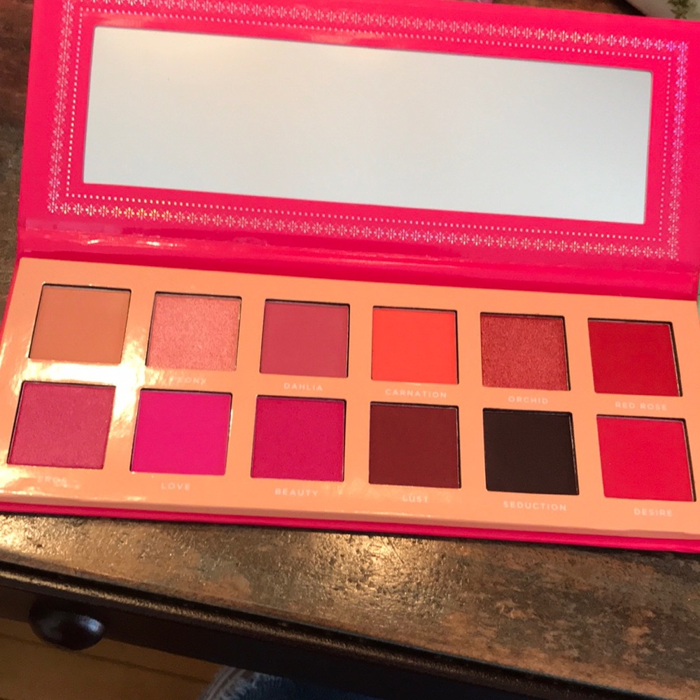 Ace Beauty - Blossom Palette